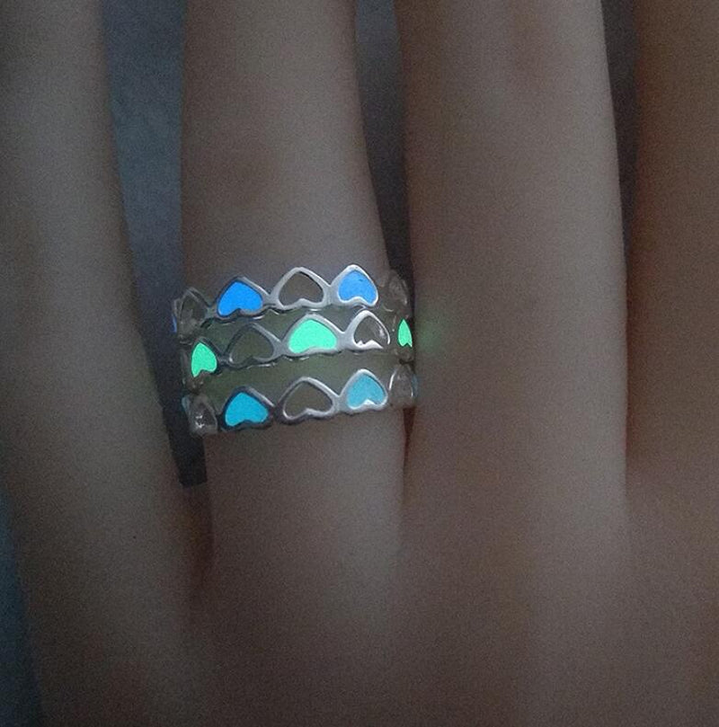 Women'S Hollow Heart-Shaped Luminous Necklace Ring